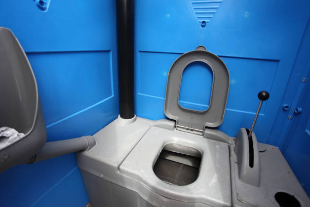 Best Portable restroom trailer rental  in Mooreville, MS