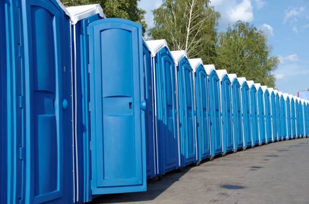 Porta potty delivery and setup in Mooreville, MS